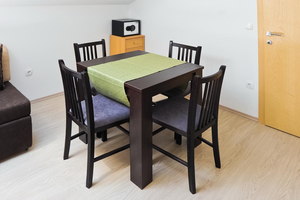 Apartmani Roko Задар Стая снимка